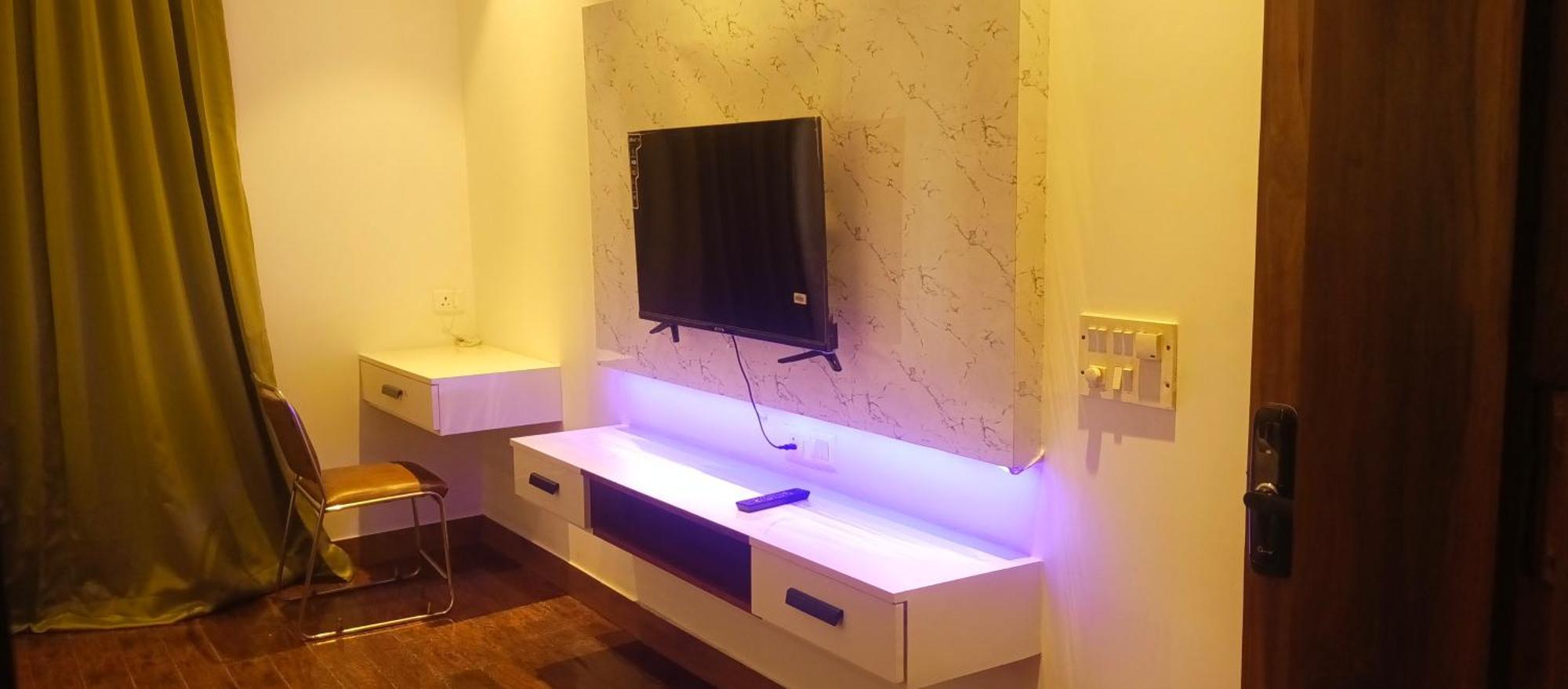 Hotel Elite Sector 45 I Gurgaon Central I Couple Friendly Exterior photo